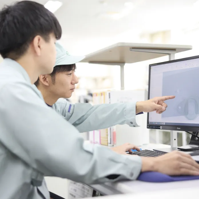 設計（エンジニア）